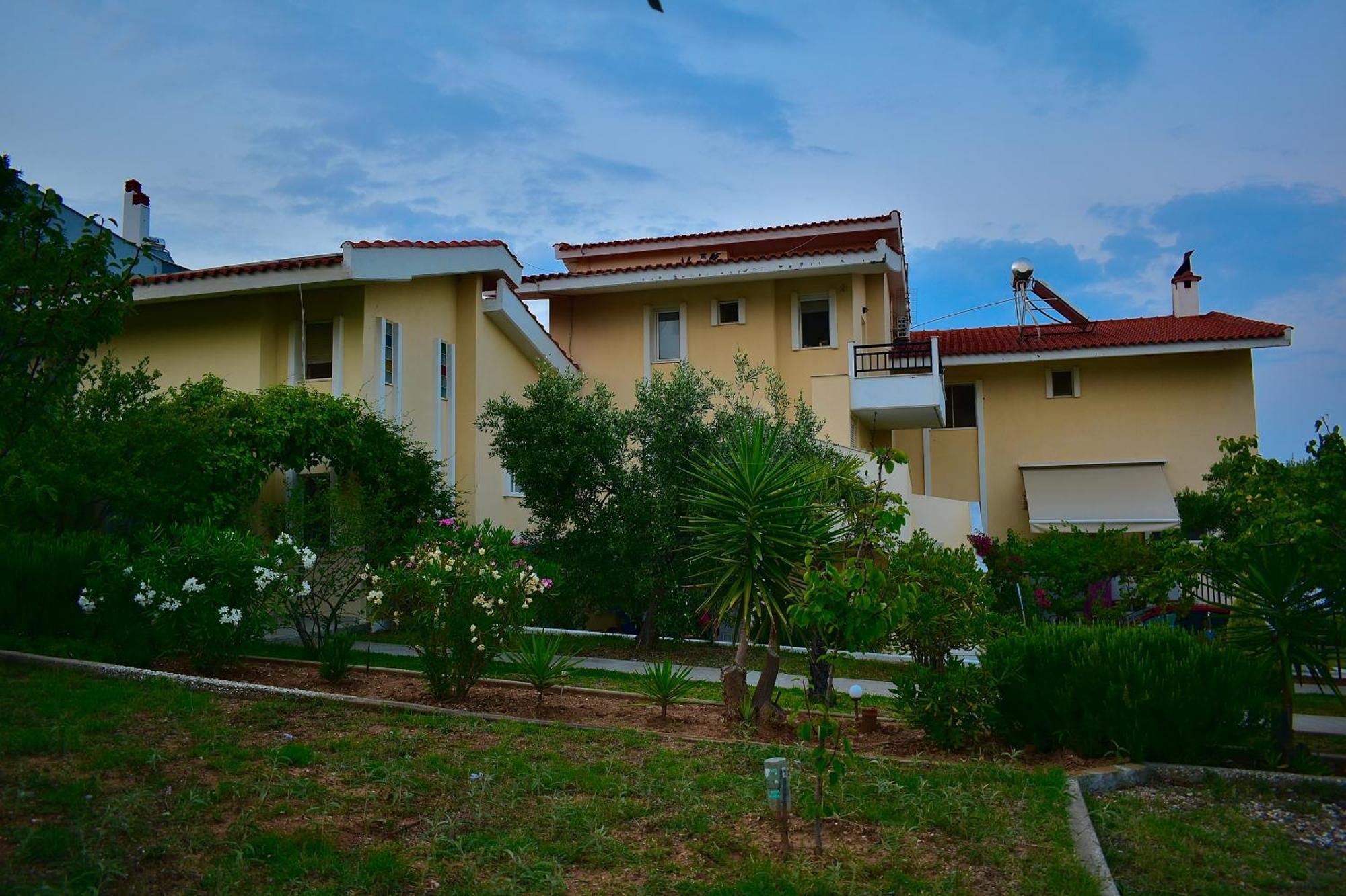 Elegant Maisonettes Elena Nea Poteidaia Exterior foto